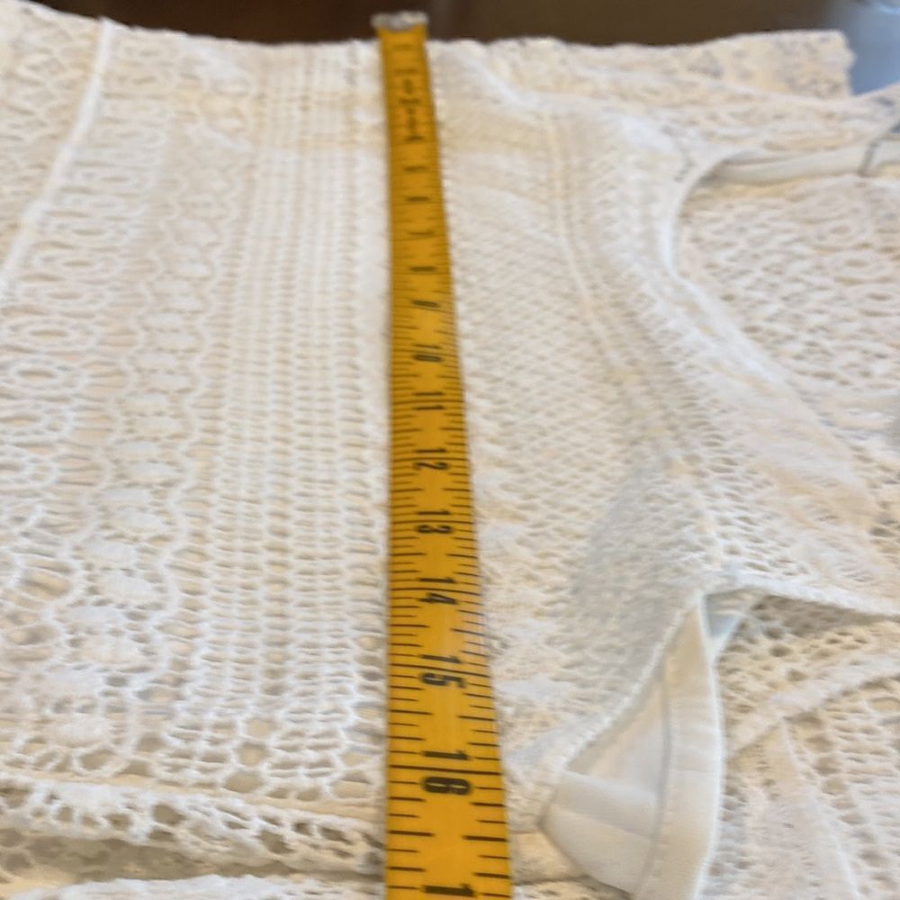 Solitaire Lace Mini Dress Size Medium Vanilla Girl - Picture 13 of 13